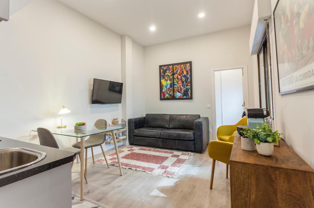 Apartamento Gran Via En Madrid Exterior photo